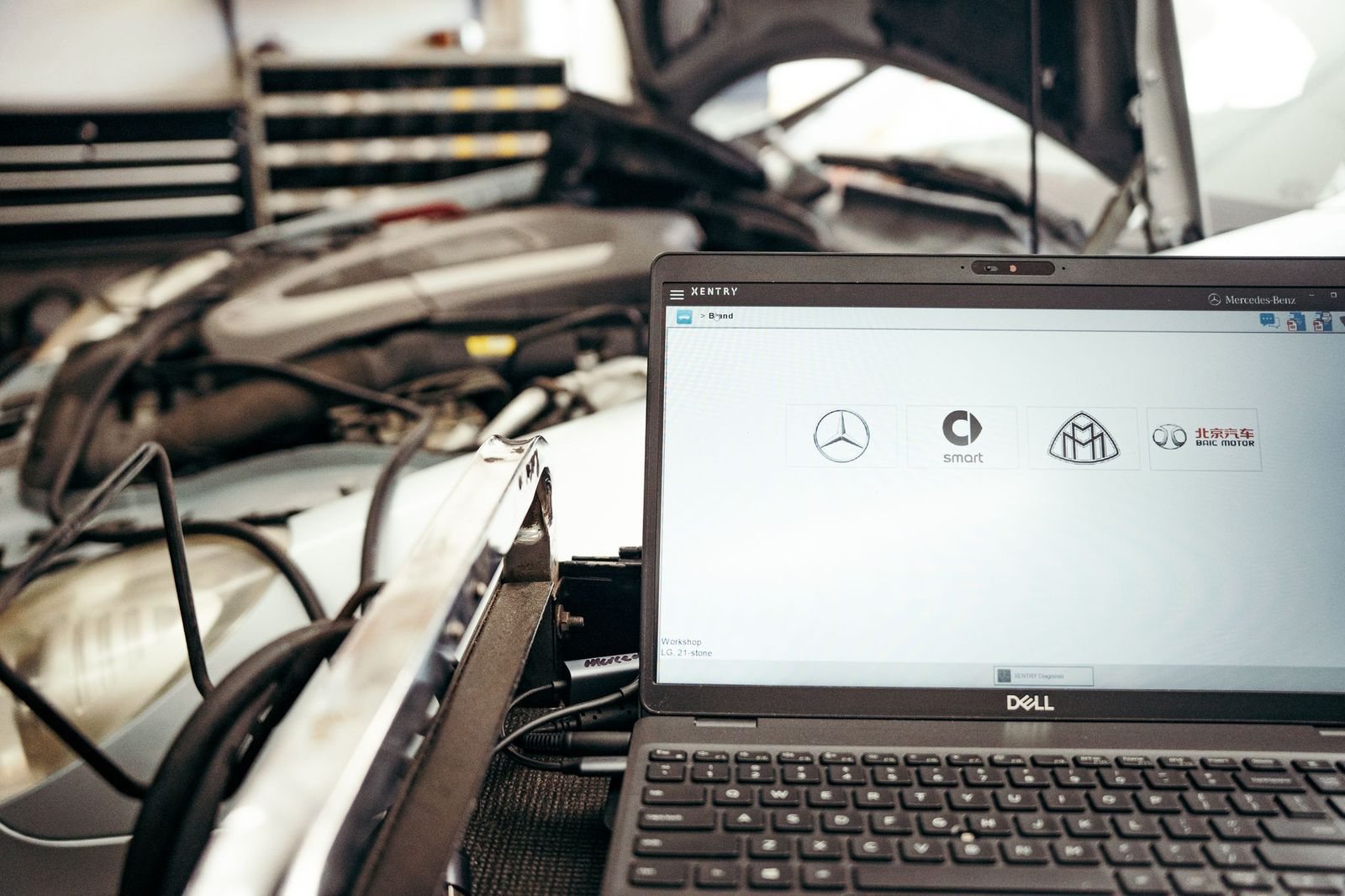 Mercedes-Benz programming and diagnostic software connected to a vehicle